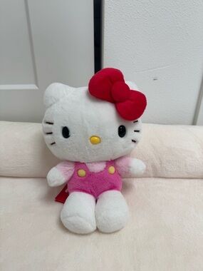 Sanrio Classic Plush - Hello Kitty (S)